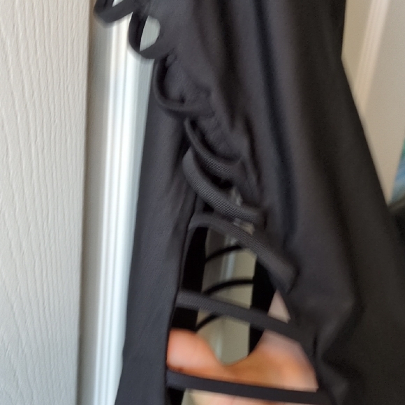 NWOT No Boundaries Black Women's One Piece Swimsuit - Picture 3 of 5